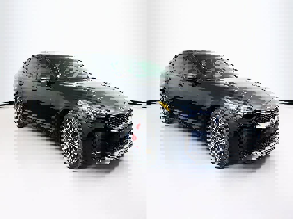 Used 2018 Kia Stinger GT1 image 24