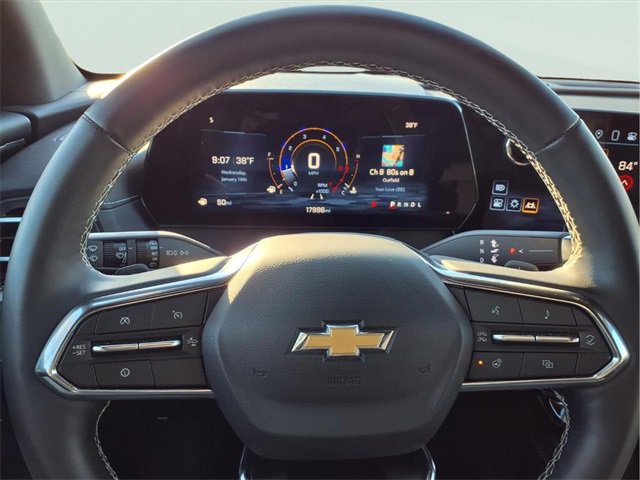 Certified 2025 Chevrolet Traverse LT image 16