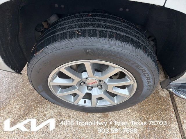 Used 2018 GMC Yukon Denali RWD image 11