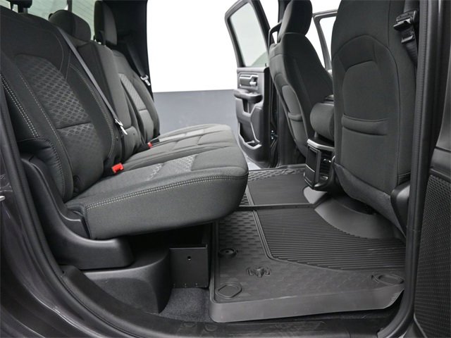 New 2026 RAM 1500 4x4 Crew Cab image 15