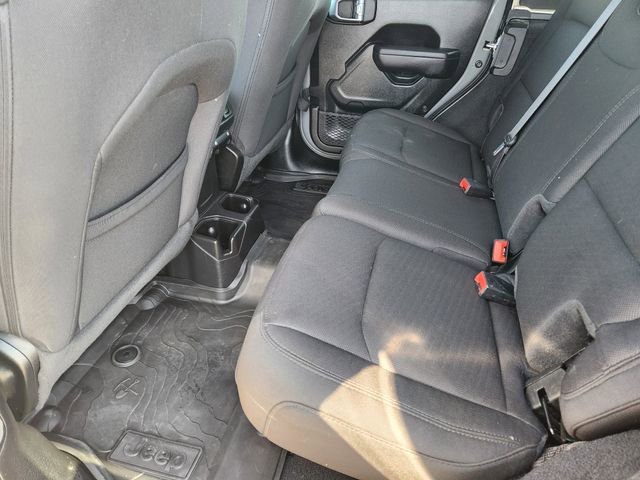 Used 2022 Jeep Wrangler Unlimited Sport image 15