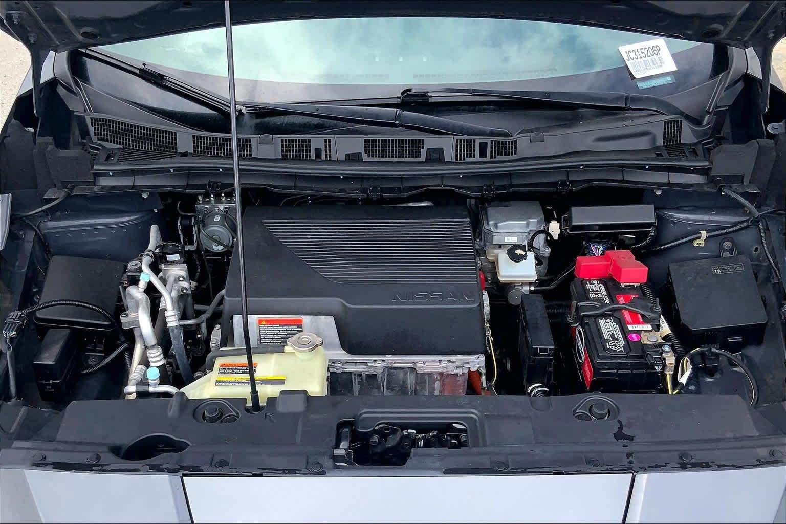 Used 2018 Nissan Leaf SL w/ SL Technology Package FWD image 9