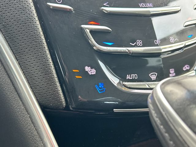 Used 2019 Cadillac XTS Luxury FWD image 46