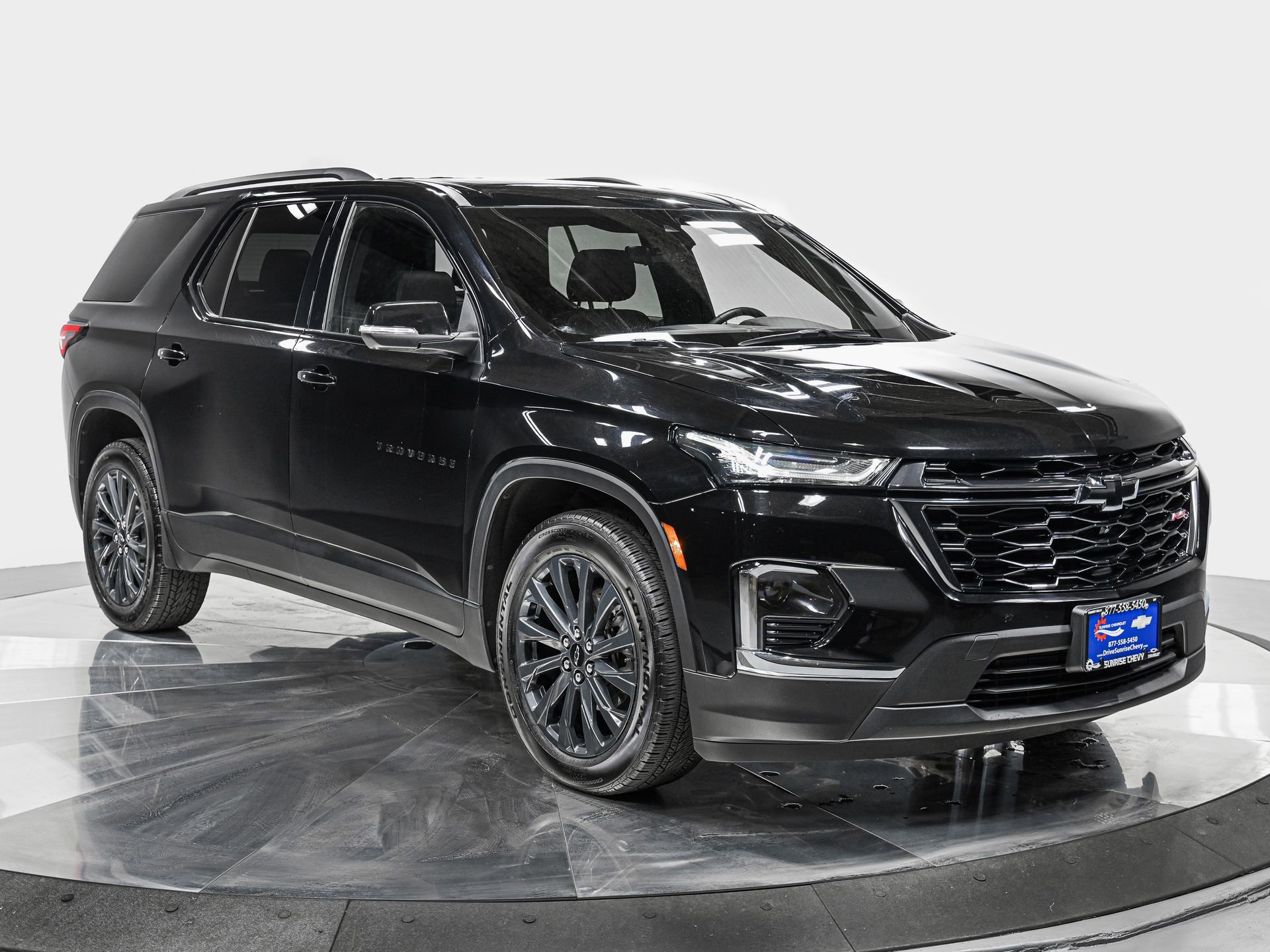 Used 2023 Chevrolet Traverse RS image 10