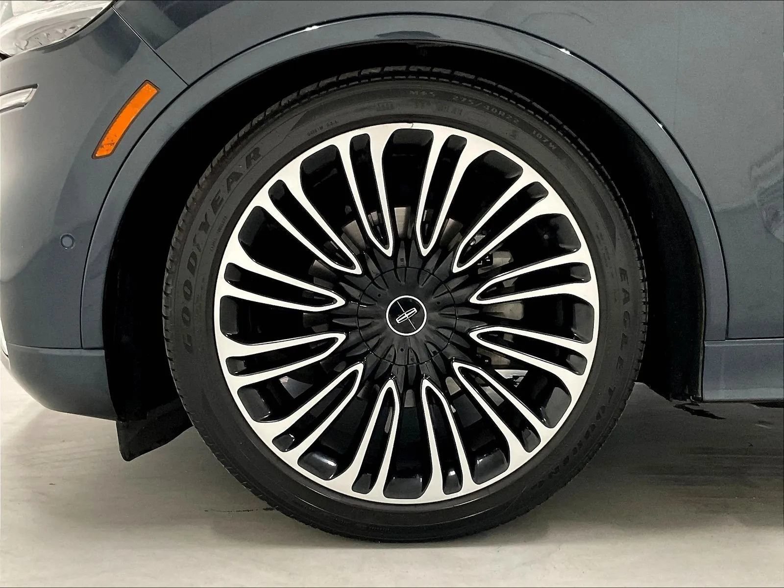 Used 2020 Lincoln Aviator Black Label w/ Dynamic Handling Package AWD/4WD image 41