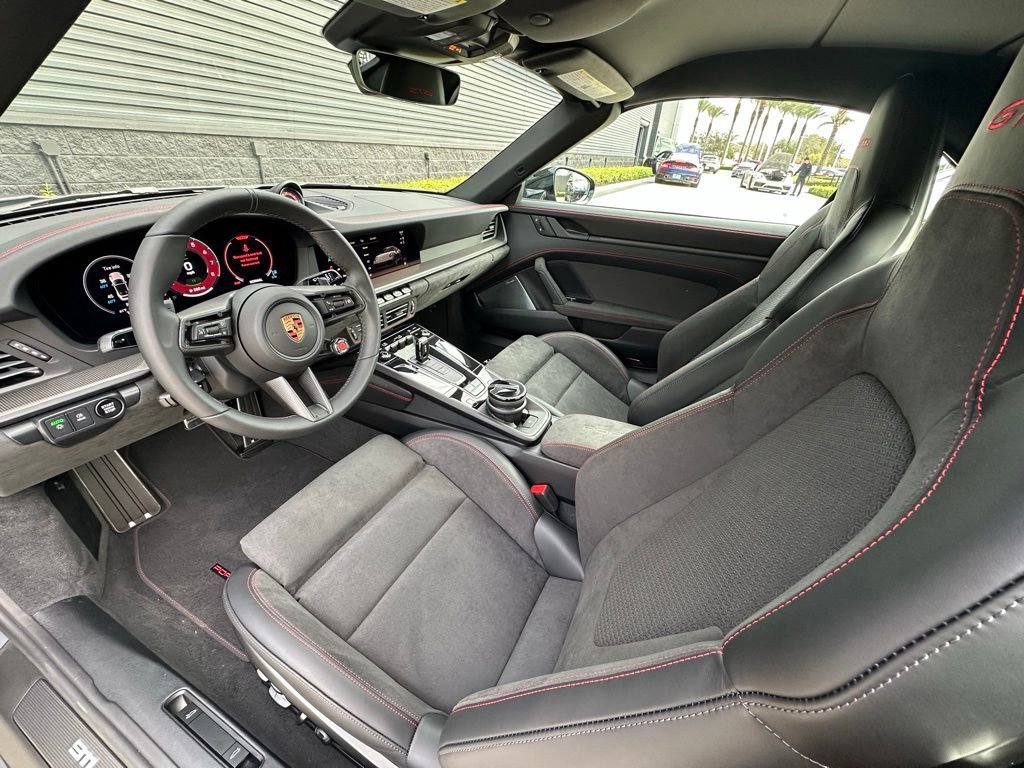 Certified 2026 Porsche 911 Carrera 4 GTS AWD/4WD image 4
