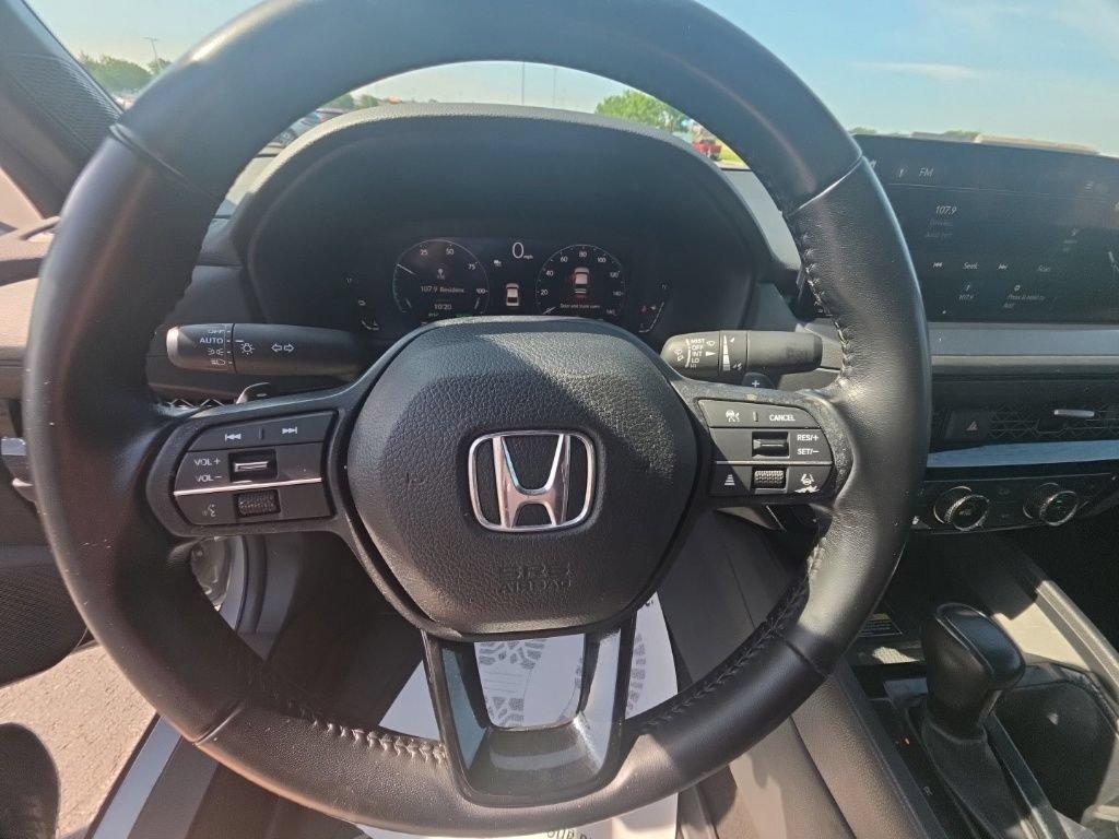 Certified 2025 Honda Accord Sport image 17