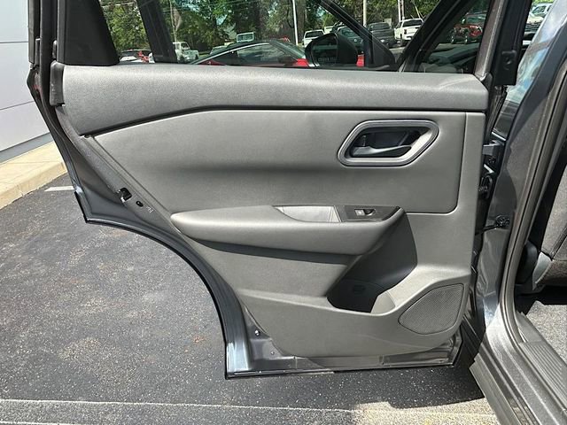 New 2026 Nissan Rogue S image 21