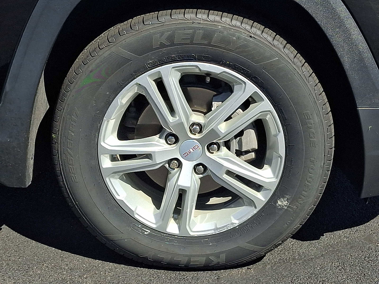 Certified 2023 GMC Terrain SLE w/ Driver Convenience Package AWD/4WD image 8
