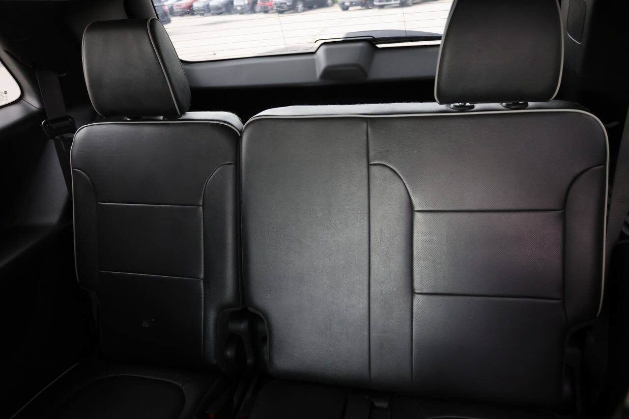 Used 2020 Chevrolet Traverse High Country FWD image 17