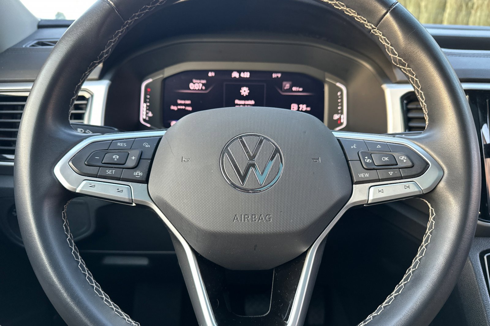 Certified 2022 Volkswagen Atlas SE image 24