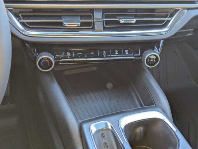 New 2026 Chevrolet Equinox EV LT image 21