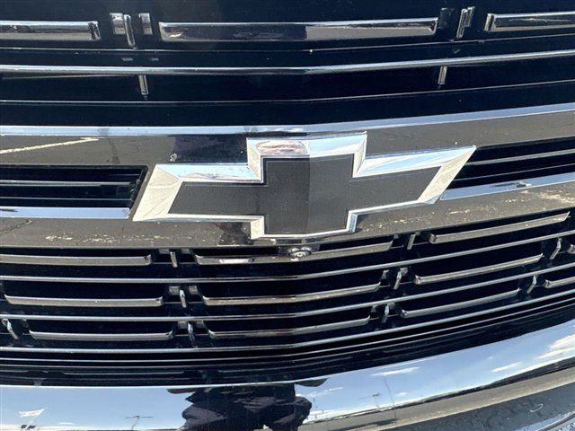 Certified 2023 Chevrolet Suburban RST w/ Luxury Package AWD/4WD image 32