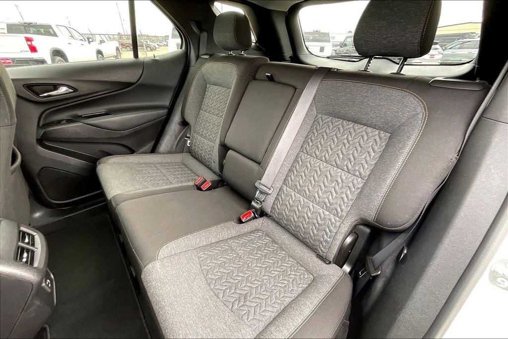 Used 2024 Chevrolet Equinox LT image 19