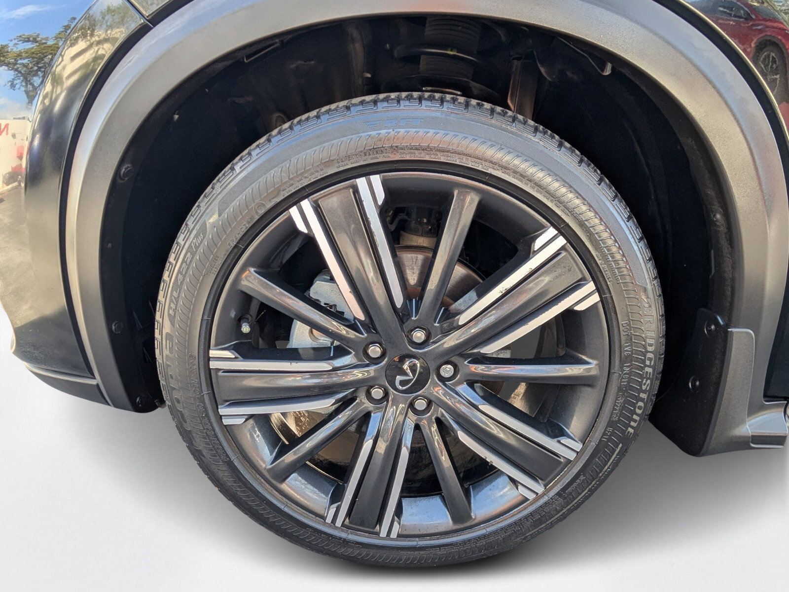 Used 2021 INFINITI QX50 Luxe w/ Appearance Package FWD image 6