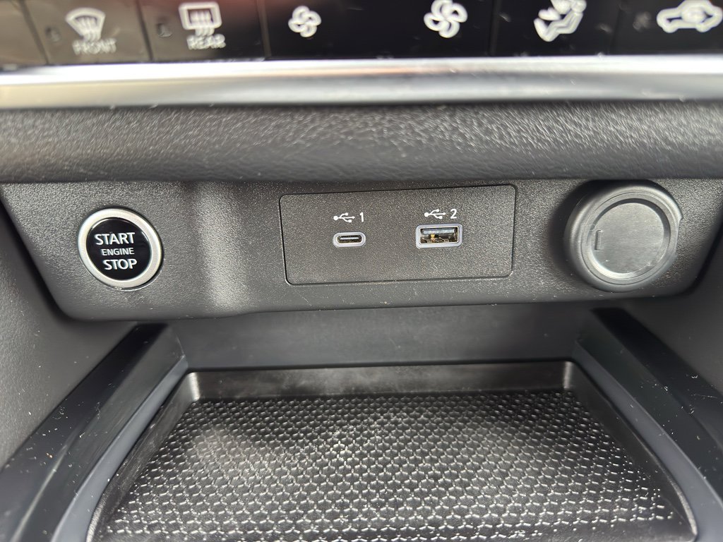 Used 2021 Nissan Rogue SV image 20