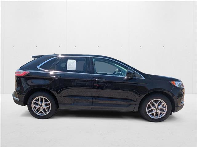 Used 2023 Ford Edge SEL image 4