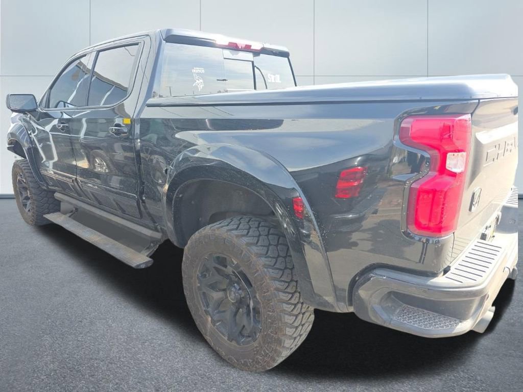 Used 2021 Chevrolet Silverado 1500 LTZ w/ Technology Package AWD/4WD image 2