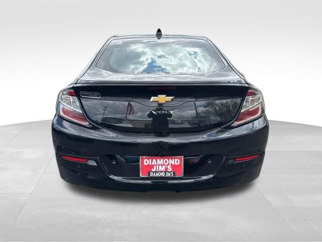 Used 2017 Chevrolet Volt Premier w/ Driver Confidence II Package FWD image 4