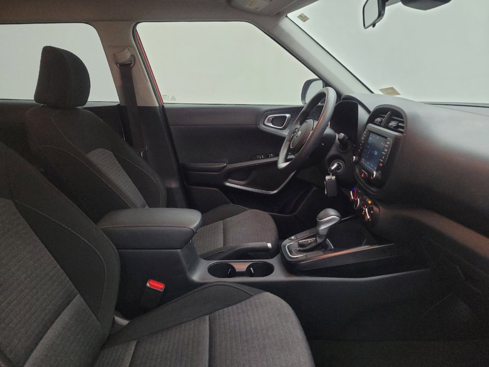 Used 2021 Kia Soul S image 21