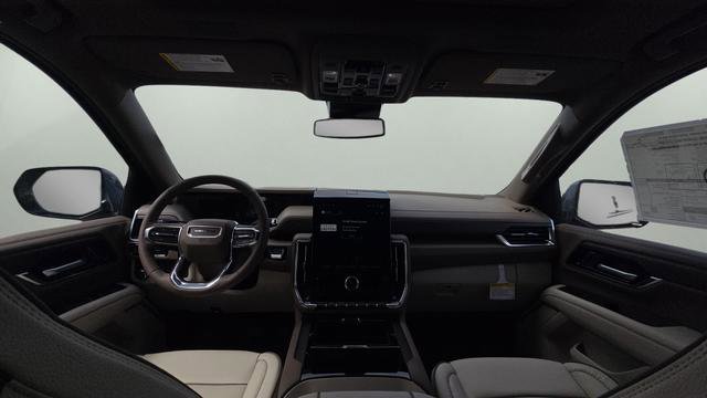 New 2026 GMC Yukon Denali w/ Sun & Power Step Package image 24
