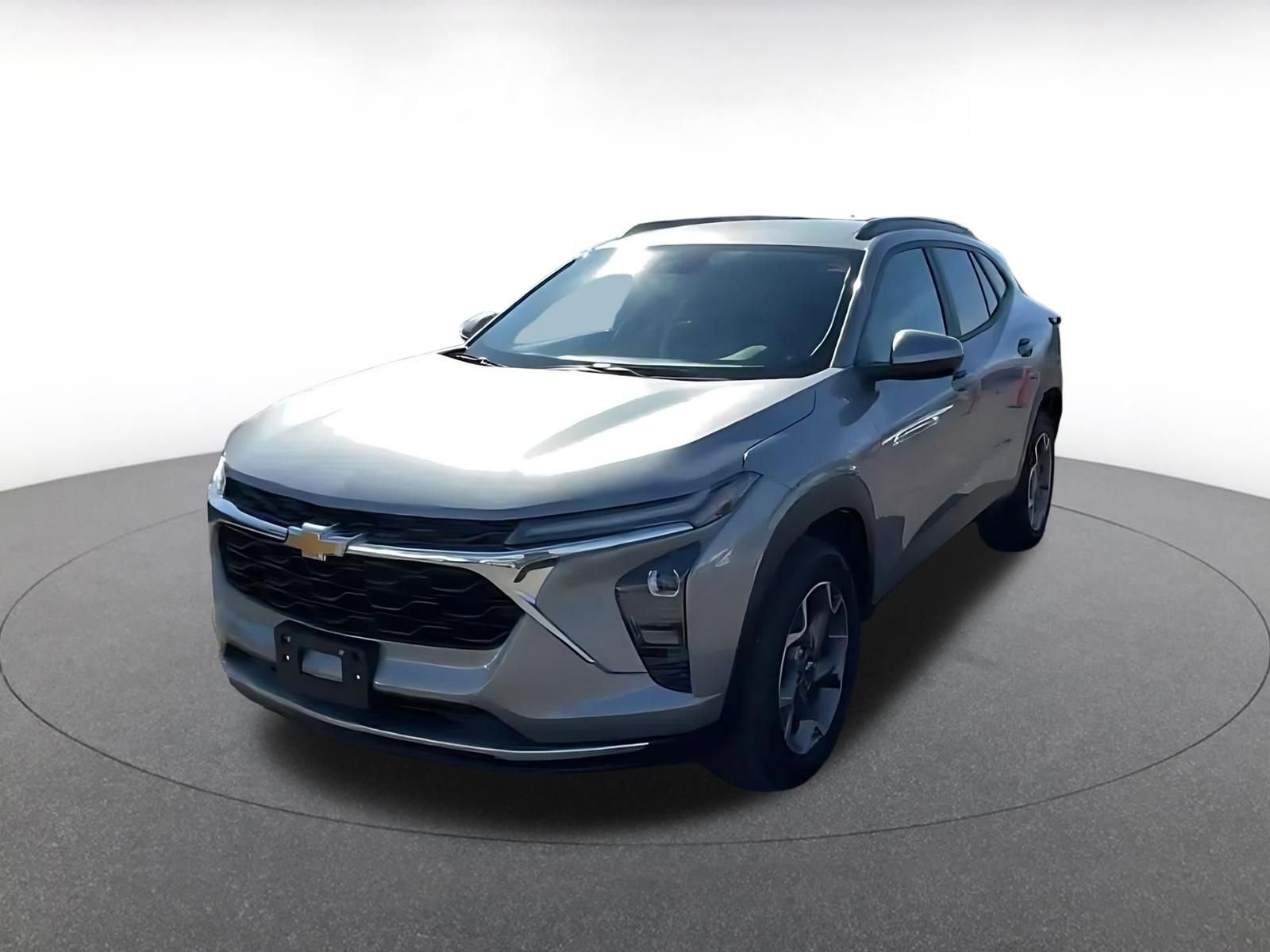 Used 2025 Chevrolet Trax LT w/ LT Convenience Package FWD image 7