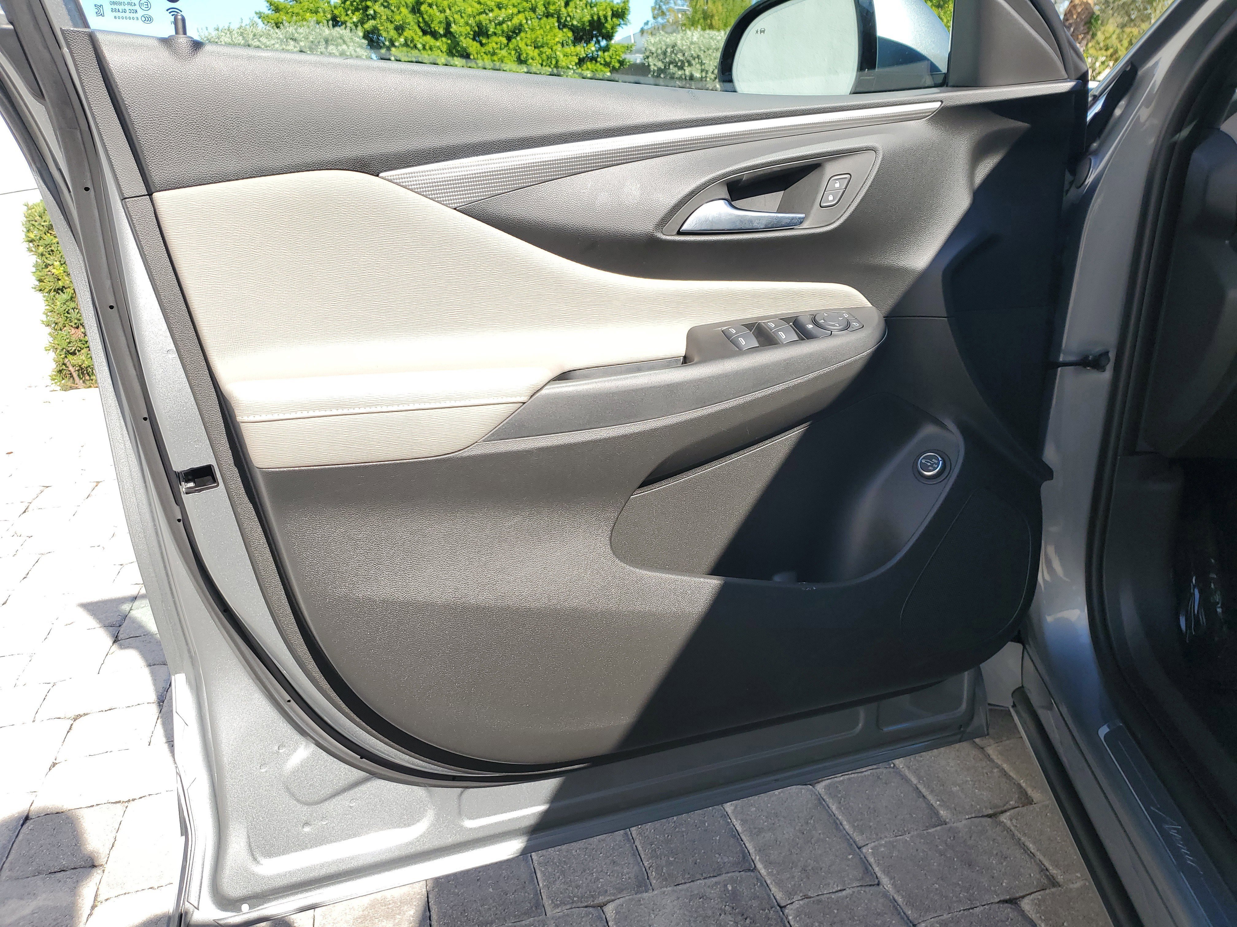 Used 2025 Buick Envista Avenir image 22