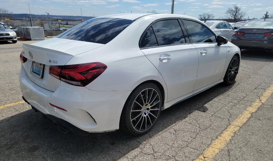 Used 2021 Mercedes-Benz A 35 AMG 4MATIC image 4