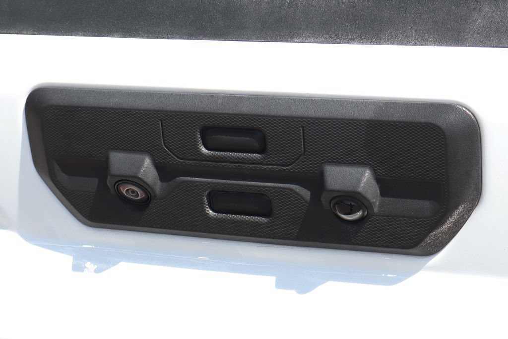 Used 2023 GMC Sierra 1500 AT4 w/ Technology Package AWD/4WD image 56