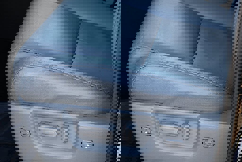 Used 2015 Toyota Sequoia Limited image 19