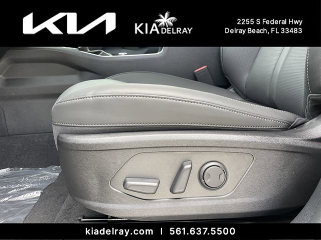 New 2026 Kia Sorento S w/ S Panoramic Sunroof Package FWD image 18