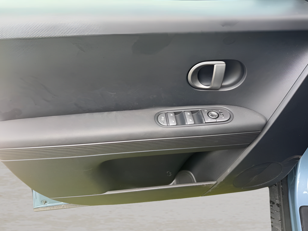 Certified 2026 Hyundai Ioniq 5 SEL RWD image 13