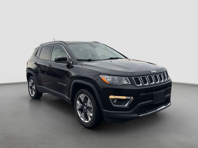 Used 2017 Jeep Compass Limited image 8