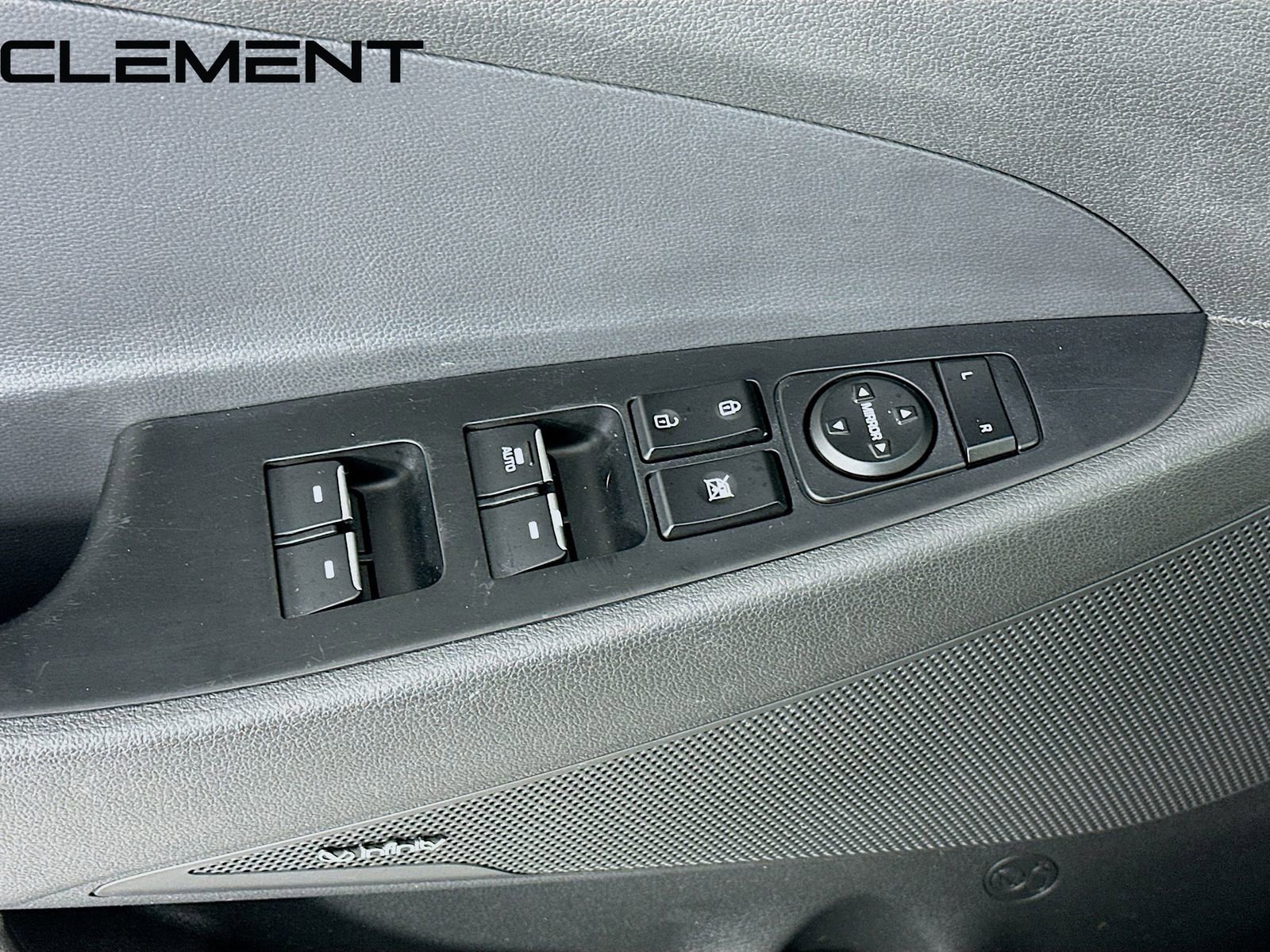 Used 2018 Hyundai Tucson Limited w/ Ultimate Package 02 image 28