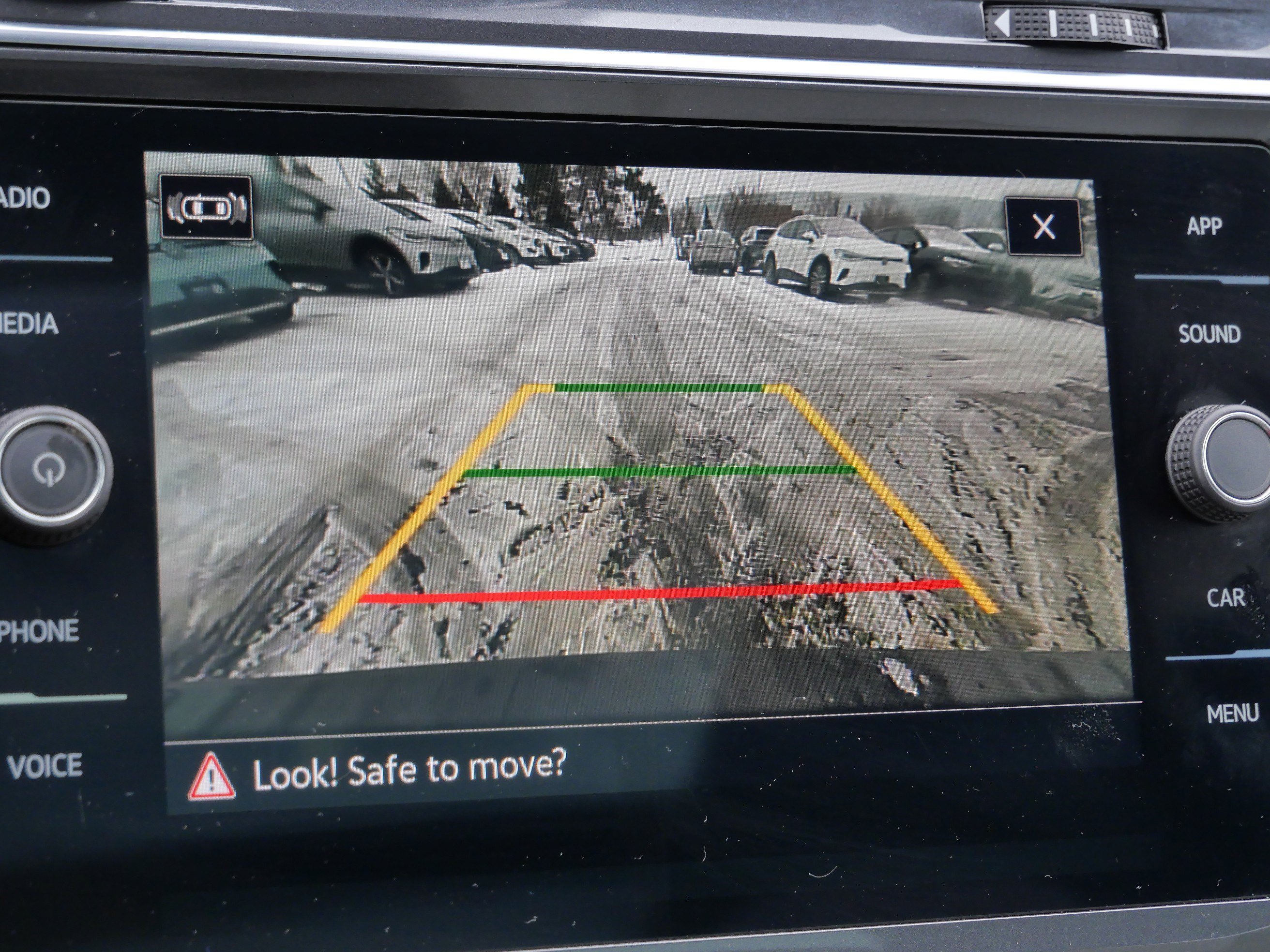 Certified 2023 Volkswagen Tiguan SE R-Line image 35