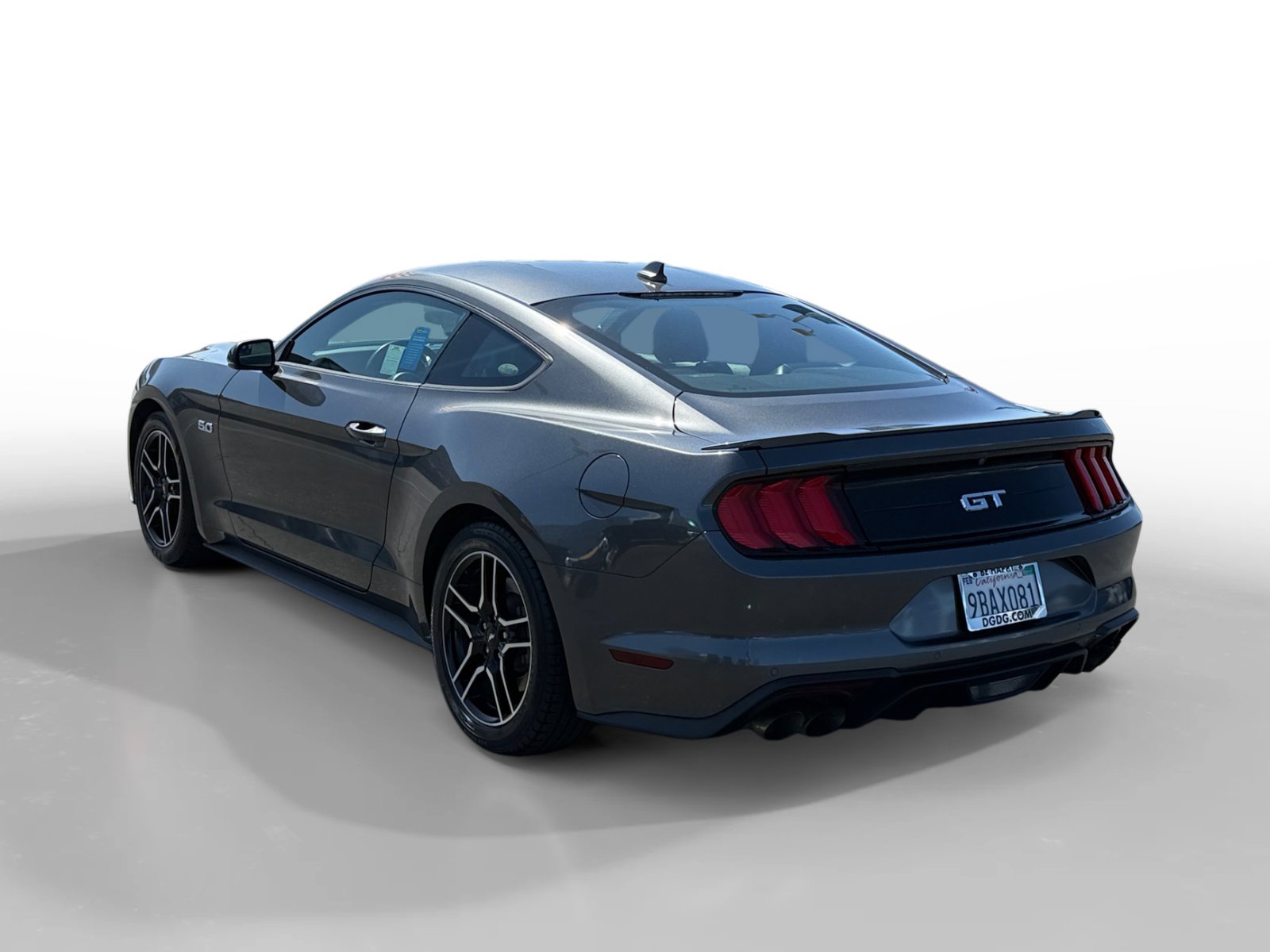Used 2020 Ford Mustang GT Premium RWD image 3