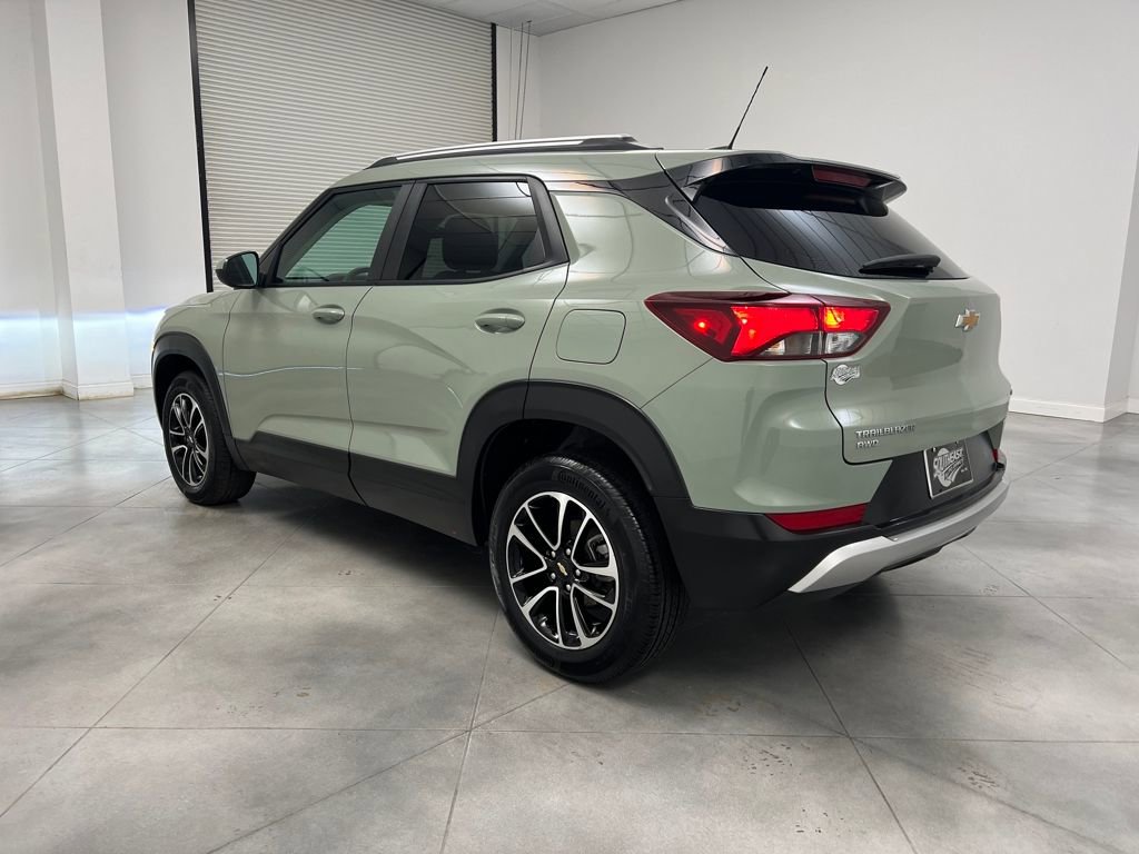 Used 2025 Chevrolet TrailBlazer LT image 5