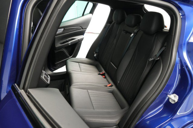 Used 2023 Maserati Grecale Modena AWD/4WD image 47