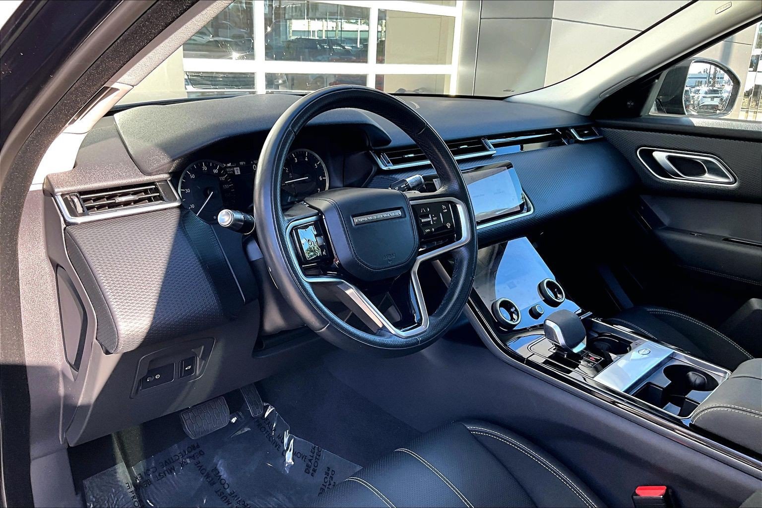 Used 2022 Land Rover Range Rover Velar S AWD/4WD image 13