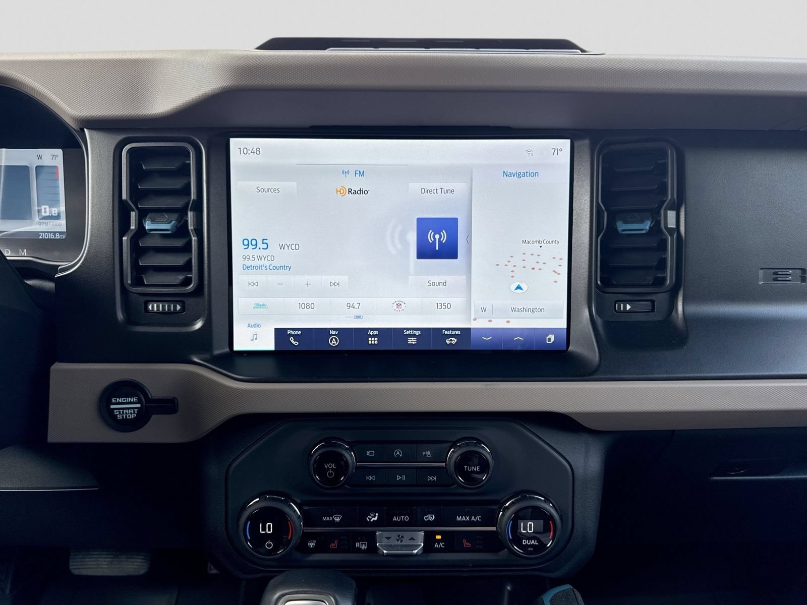 Certified 2023 Ford Bronco Wildtrak AWD/4WD image 35