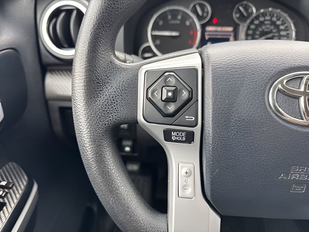 Used 2016 Toyota Tundra SR5 w/ SR5 Upgrade Package image 14