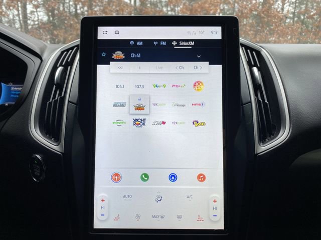 Used 2023 Ford Edge SEL image 18