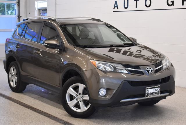Used 2014 Toyota RAV4 XLE AWD/4WD image 1