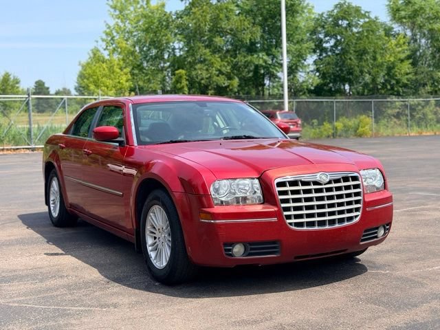 Used 2008 Chrysler 300 Touring w/ Comfort/Convenience Group RWD image 3