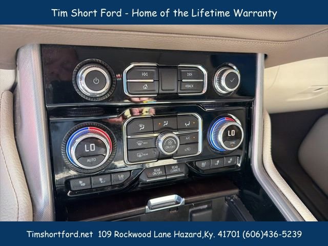 Used 2021 GMC Yukon Denali w/ Denali Premium Package image 19