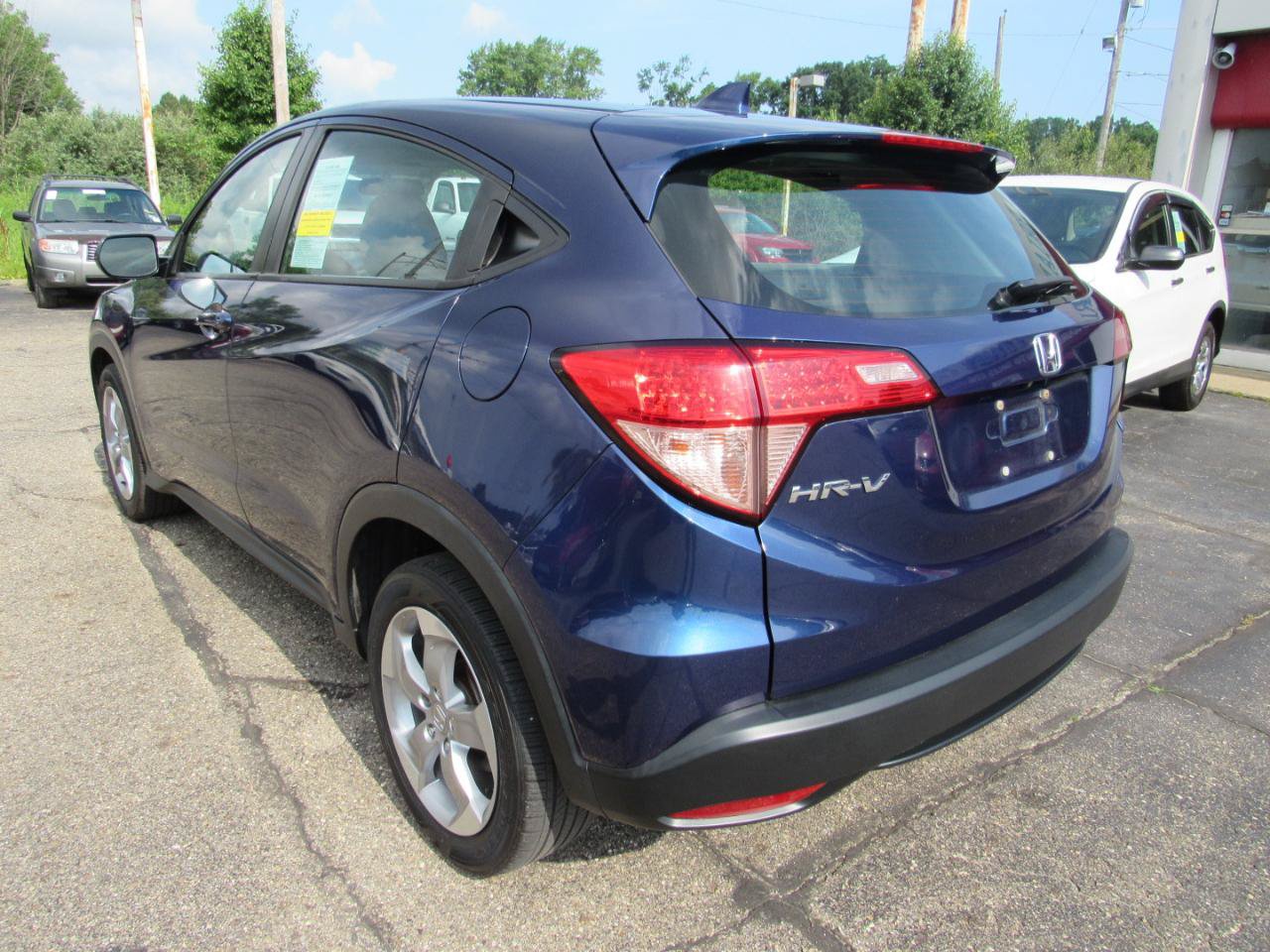 Used 2017 Honda HR-V LX image 23