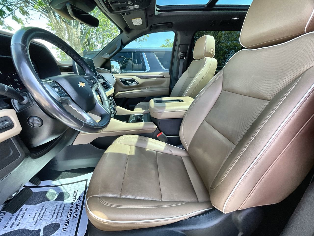 Used 2023 Chevrolet Suburban Premier AWD/4WD image 20