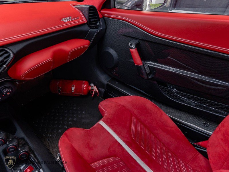 Used 2015 Ferrari 458 Speciale Coupe image 11