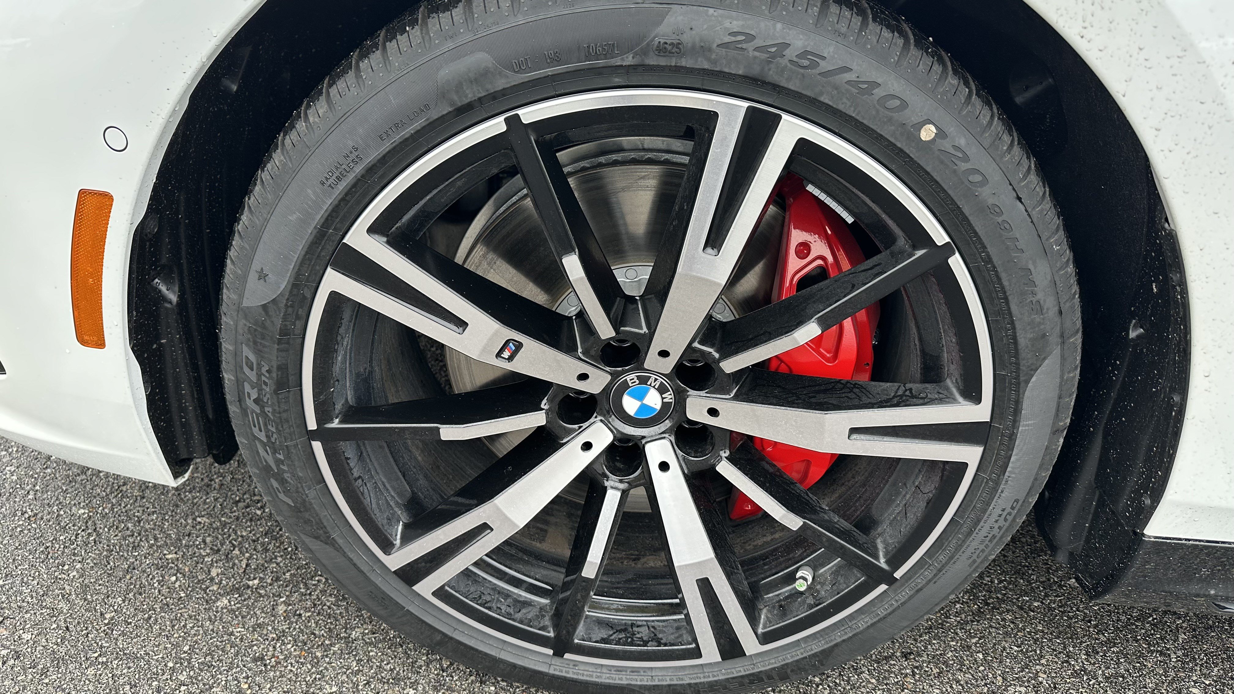 New 2026 BMW 540i xDrive w/ M Sport Package AWD/4WD image 12