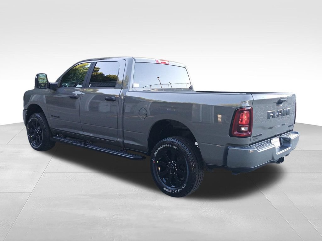 Used 2026 RAM 3500 Big Horn AWD/4WD image 3
